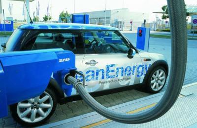hydrogen fueling car