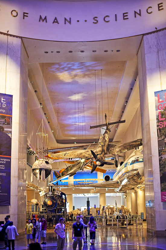 The Museum of Science and Industry in Chicago, Illinois, by Tela Chhe on Flickr.com 