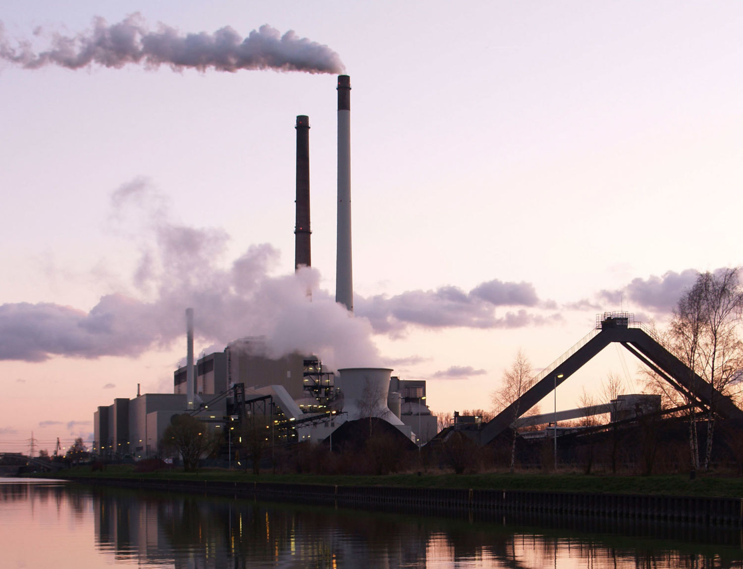 Photo of Deutschland hat seine Bevölkerung über die Atomkraft, dann über die Solarenergie und jetzt über die Kohleemissionen belogen