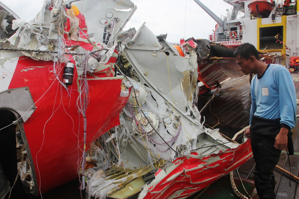 AirAsia QZ8501 No Explosion