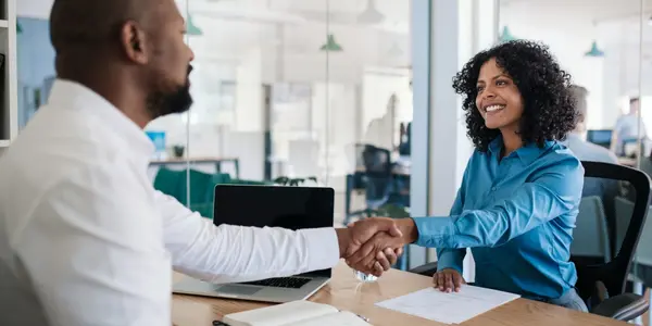 Women Earn 2 Percent Less Than Men - And The Reason Why May Be The Myth Of Lack Of Female Confidence